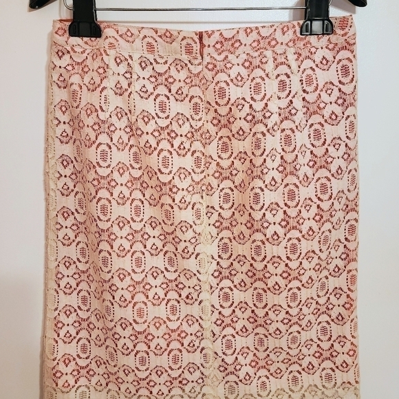 Willi Smith Beige Geometric Lace Pencil Skirt Size 2 - Picture 6 of 12